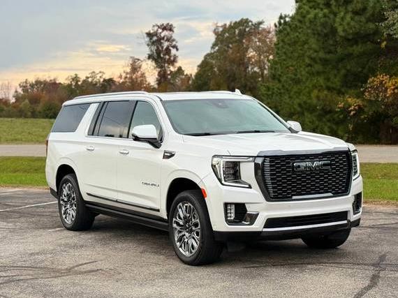 GMC YUKON XL 2024 1GKS2KKT0RR147552 image